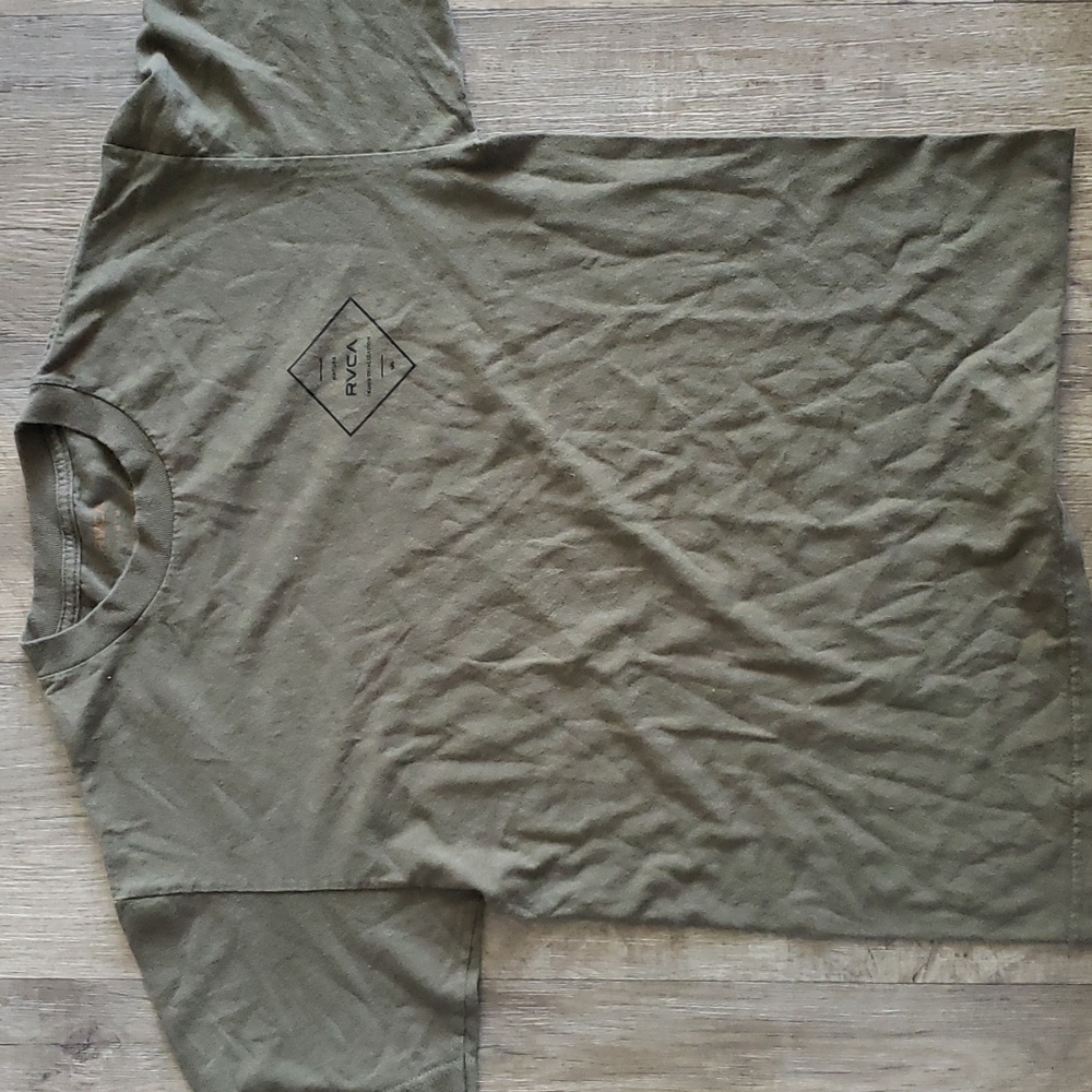 Plain olive RVCA tee